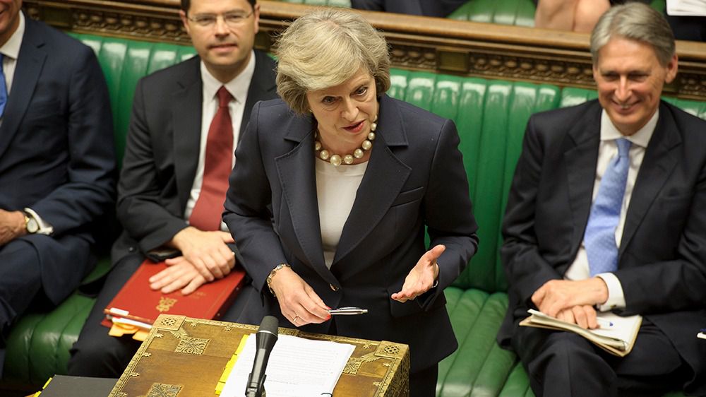 El Parlamento británico vuelve a tumbar el Brexit y hunde políticamente a Theresa May