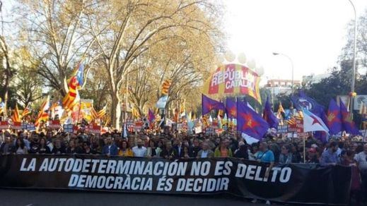 Los independentistas catalanes hacen una demostración de fuerza en Madrid