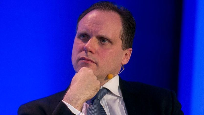 El gurú económico del PP, Daniel Lacalle, sugiere el debate de recortar las pensiones