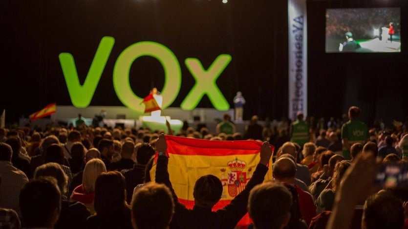La Fundación Francisco Franco 'compra' puestos para los suyos en las listas de Vox