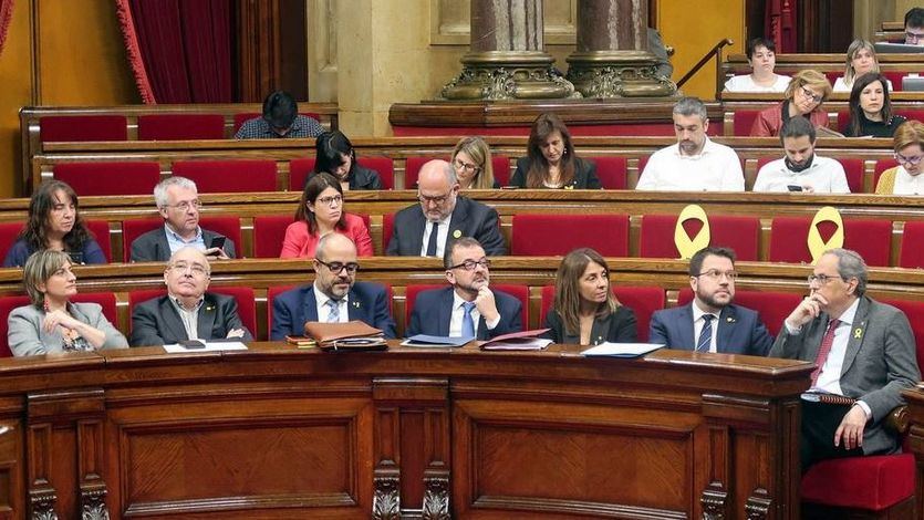 El Parlament urge a Torra a someterse a una cuestión de confianza o convocar elecciones