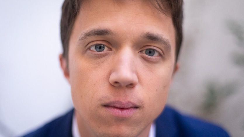 Íñigo Errejón: 'La política no puede ser un club privado de partidos que hablan de sí mismos'