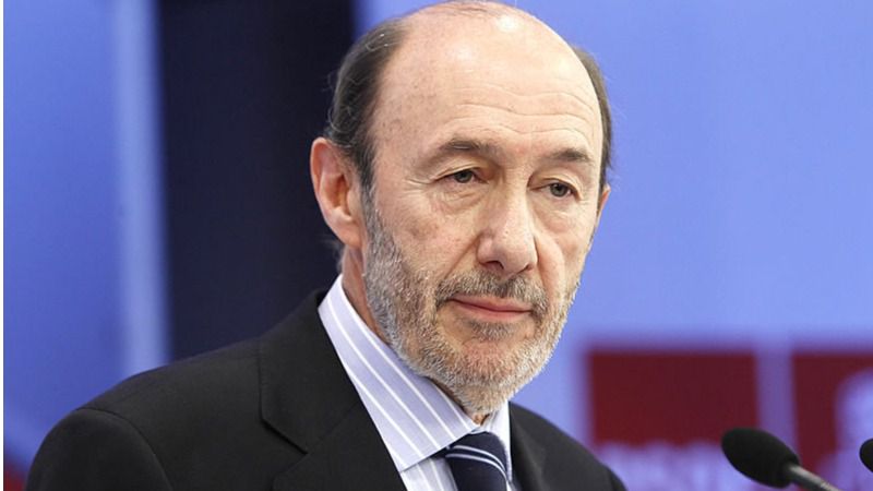 Rubalcaba, en un estado 'extremadamente grave' tras su ictus