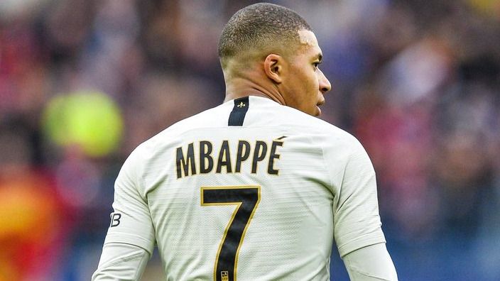 Mbappé incendia el mundo del fútbol al insinuar que podría dejar el PSG