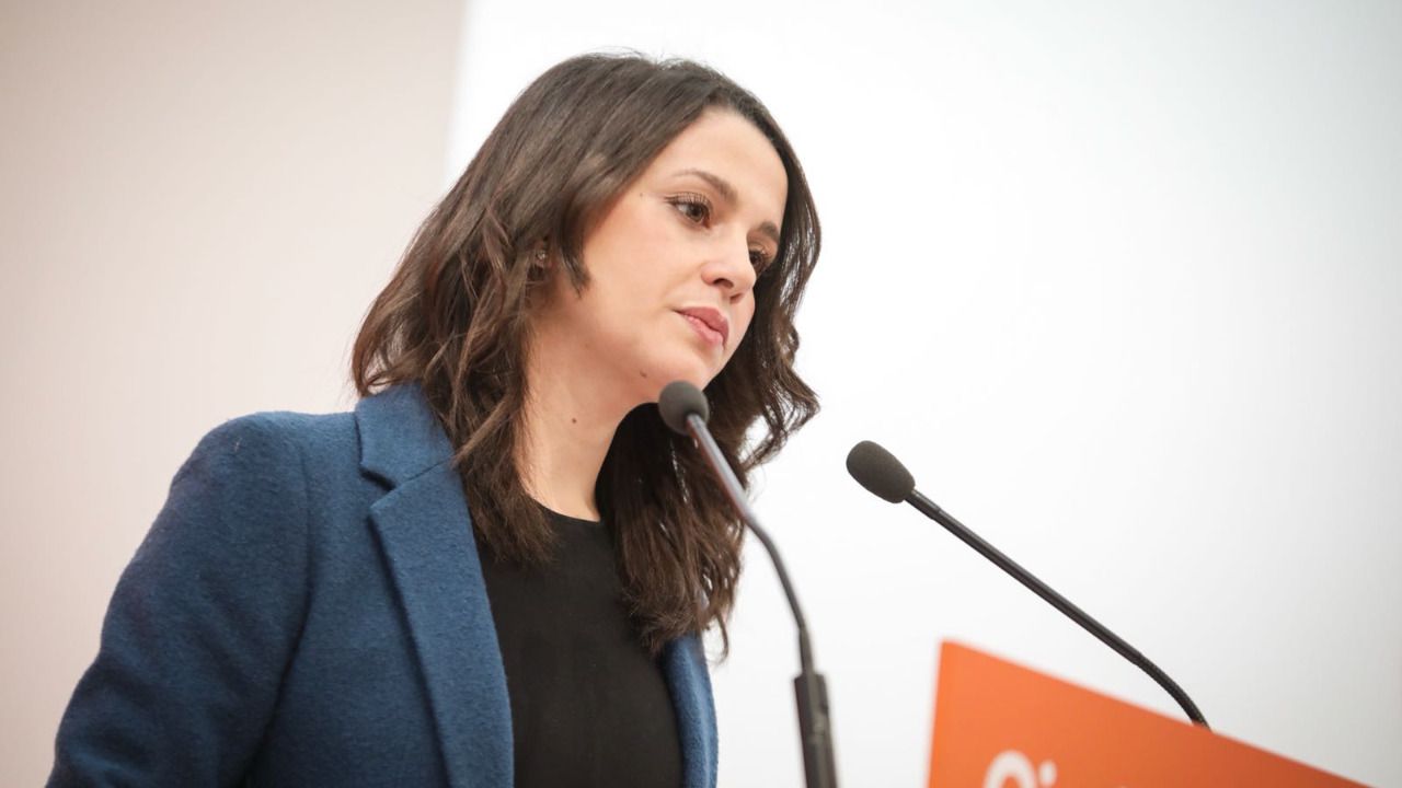 Ciudadanos levanta el veto al PSOE y a Vox para negociar caso a caso