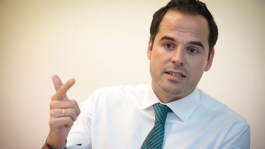Cs vuelve a abrir la puerta al pacto con el PSOE en Castilla y León