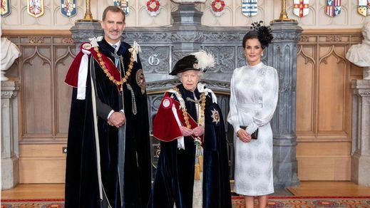 Felipe VI recibe la máxima distinción de la Corona británica