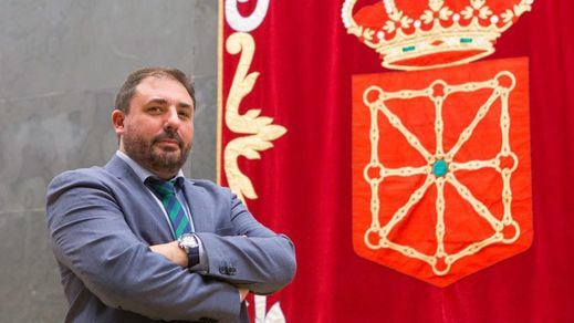 Primer asalto en Navarra: el PSOE permite que los nacionalistas presidan el parlamento foral
