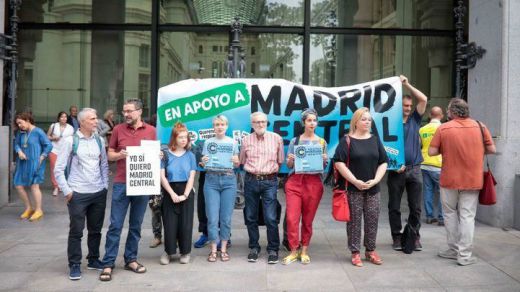 Una manifestación y acciones legales contra el Ayuntamiento para mantener Madrid Central: 