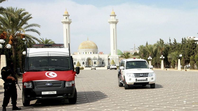Un doble atentado suicida en Túnez deja, al menos, un muerto y ocho heridos