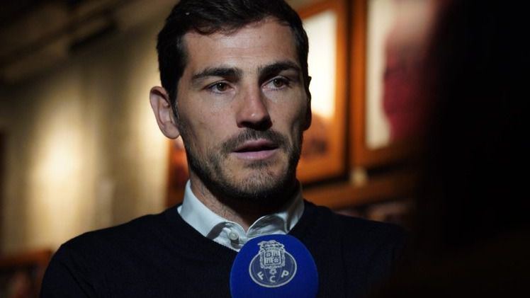 Iker Casillas, retirada temporal, pasando al equipo técnico del Oporto