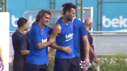 Griezmann, Neto y De Jong se estrenan con el Barça