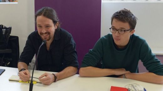 Ada Colau y Teresa Rodríguez dejan a Pablo Iglesias y se pasan a apoyar a Errejón en el Senado