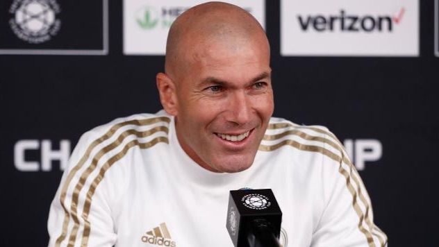 Zidane revela que fue Bale quien pidió quedarse en la grada sin vestirse