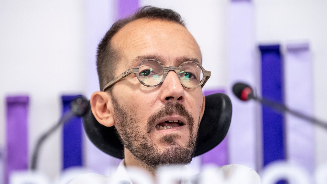 Echenique confirma que Podemos no votará hoy a favor de Sánchez y se debaten entre la abstención y el 'no'