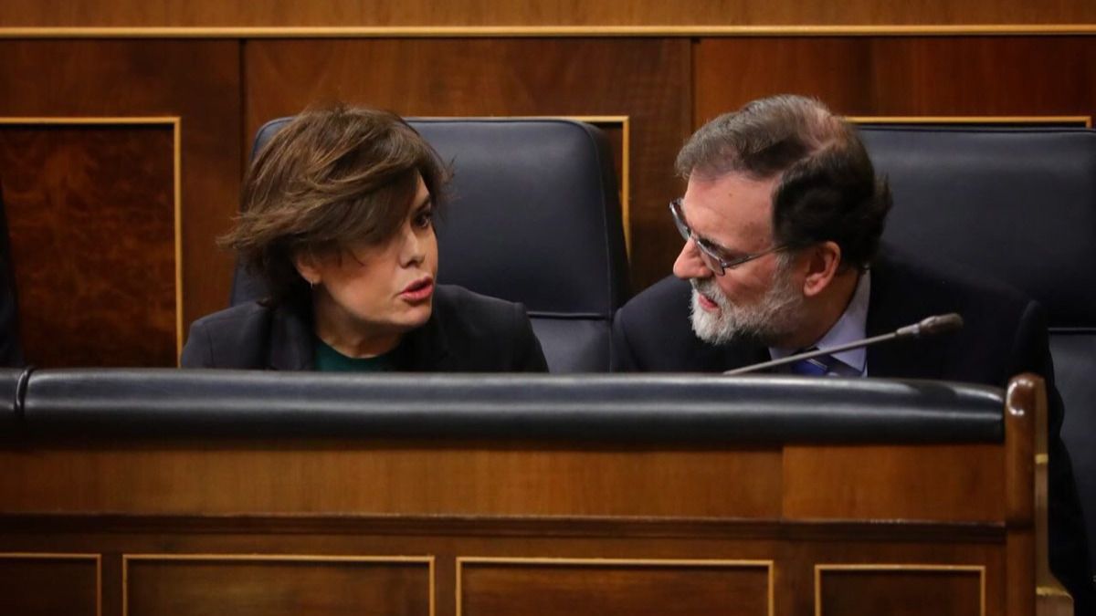 La Fiscalía archiva la investigación a Rajoy y Santamaría por no acudir a la citación del Parlament