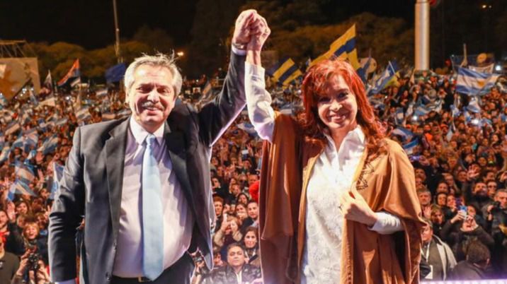 Sorpresa en Argentina: el peronista Alberto Fernández acribilla al presidente Macri en las primarias