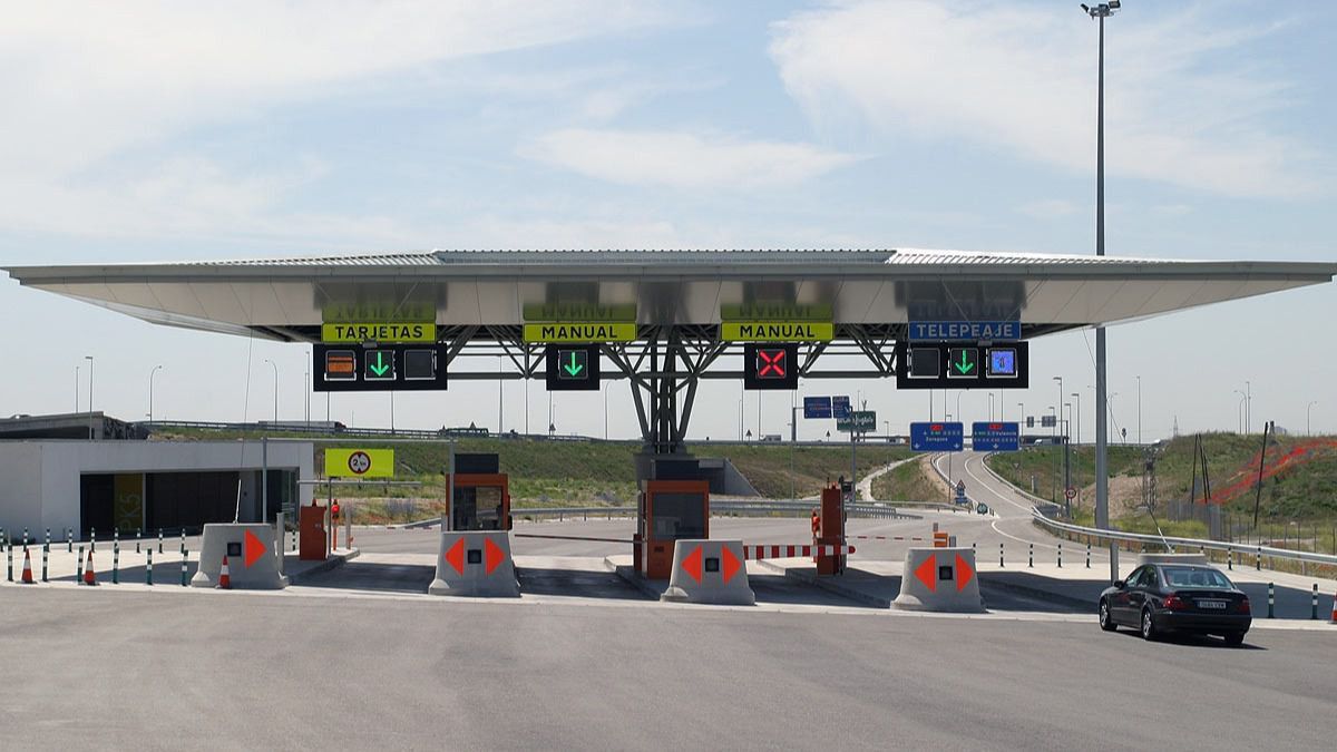 Ojo a este globo sonda: Fomento planea un copago simbólico para las autovías ahora gratuitas