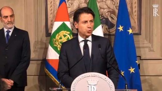 Dimite el primer ministro italiano Giuseppe Conte