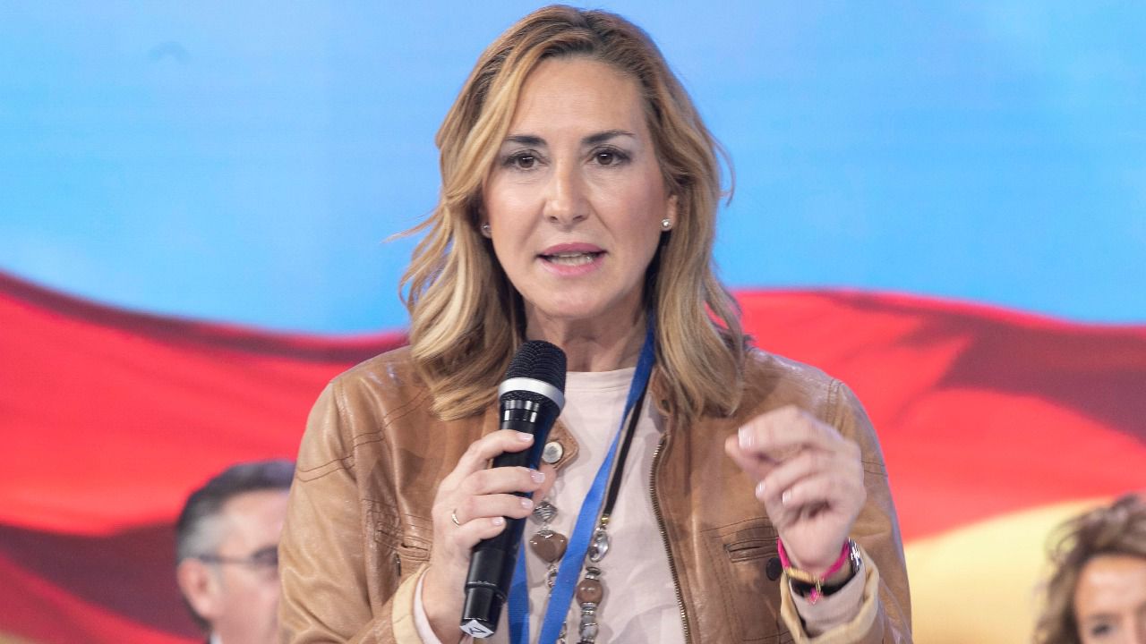 Génova desoye a Feijóo y pretende ir a las elecciones con 'España Suma' como gran marca en las urnas