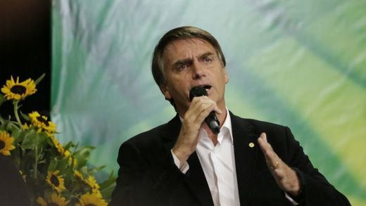 El Gobierno de Brasil rechaza la ayuda del G7 para combatir el fuego en la Amazonia