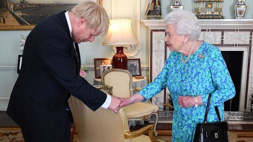 La reina Isabel II aprueba la maniobra de Borish Johnson para que llegue el Brexit sin acuerdo
