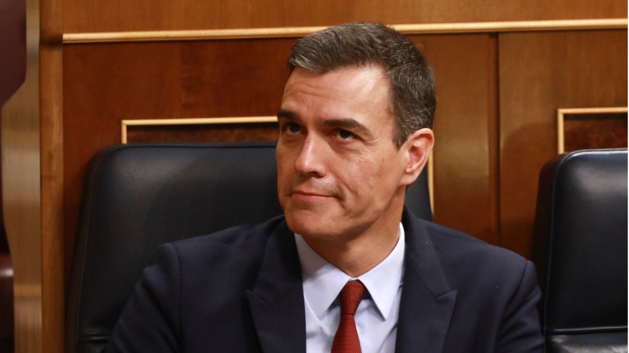 El nuevo barómetro del CIS, que todavía no cuenta con Errejón, modera el voto del PSOE y mejora el del PP
