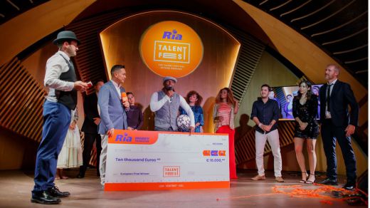 El guineano residente en Francia Iya Traoré, ganador del Ria Talent Fest Europa .