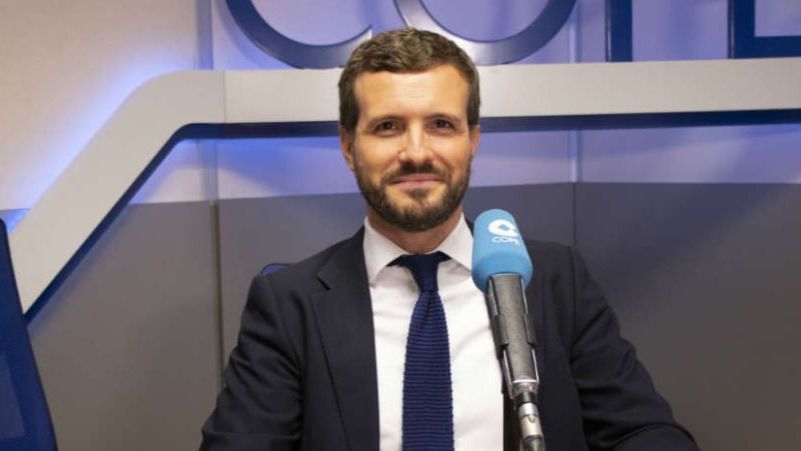 Casado responde a la enigmática pregunta expuesta en Génova: "¿Ellos o nosotros?"