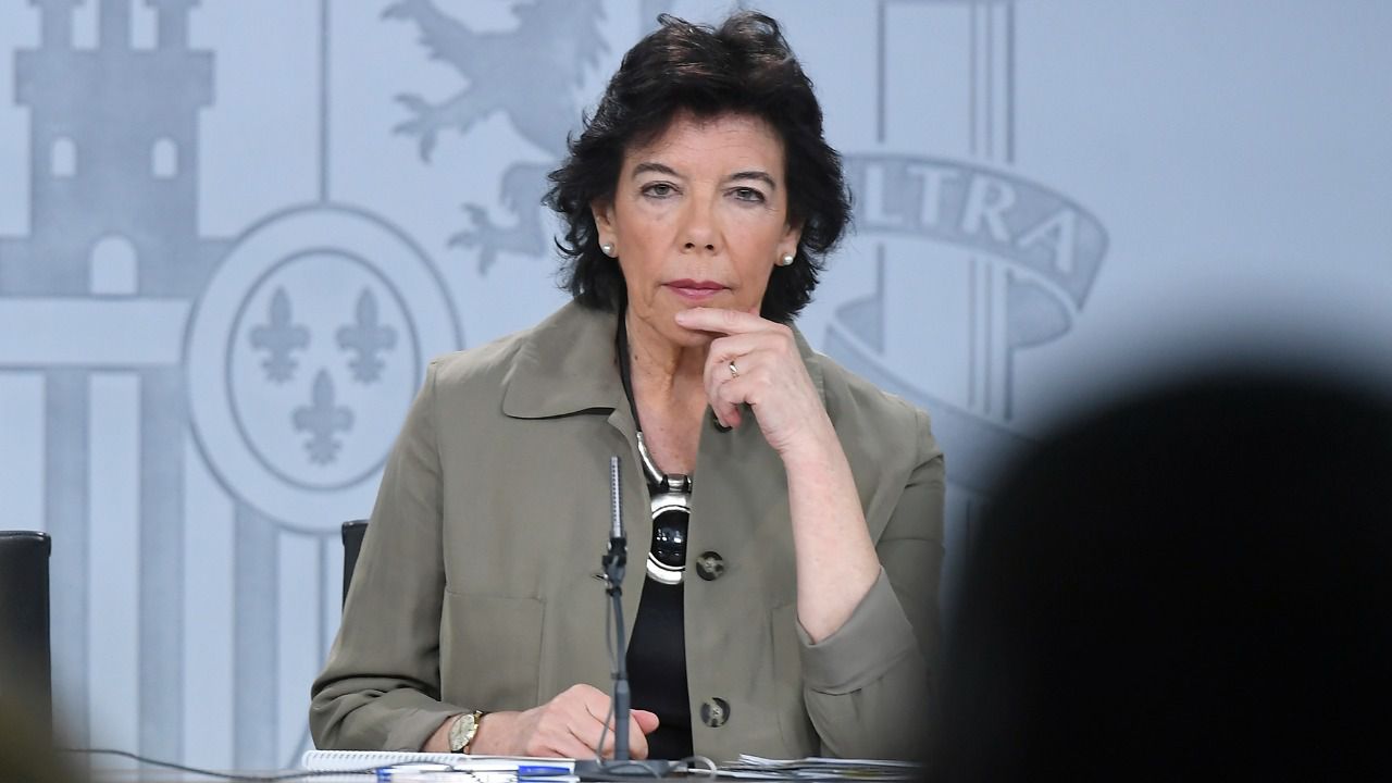 La Junta Electoral reprende a la ministra portavoz Isabel Celaá
