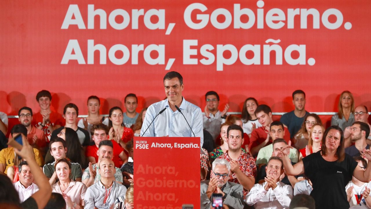 Sánchez: "De Cataluña no se va ni ella ni nadie, que se quede todo el mundo"