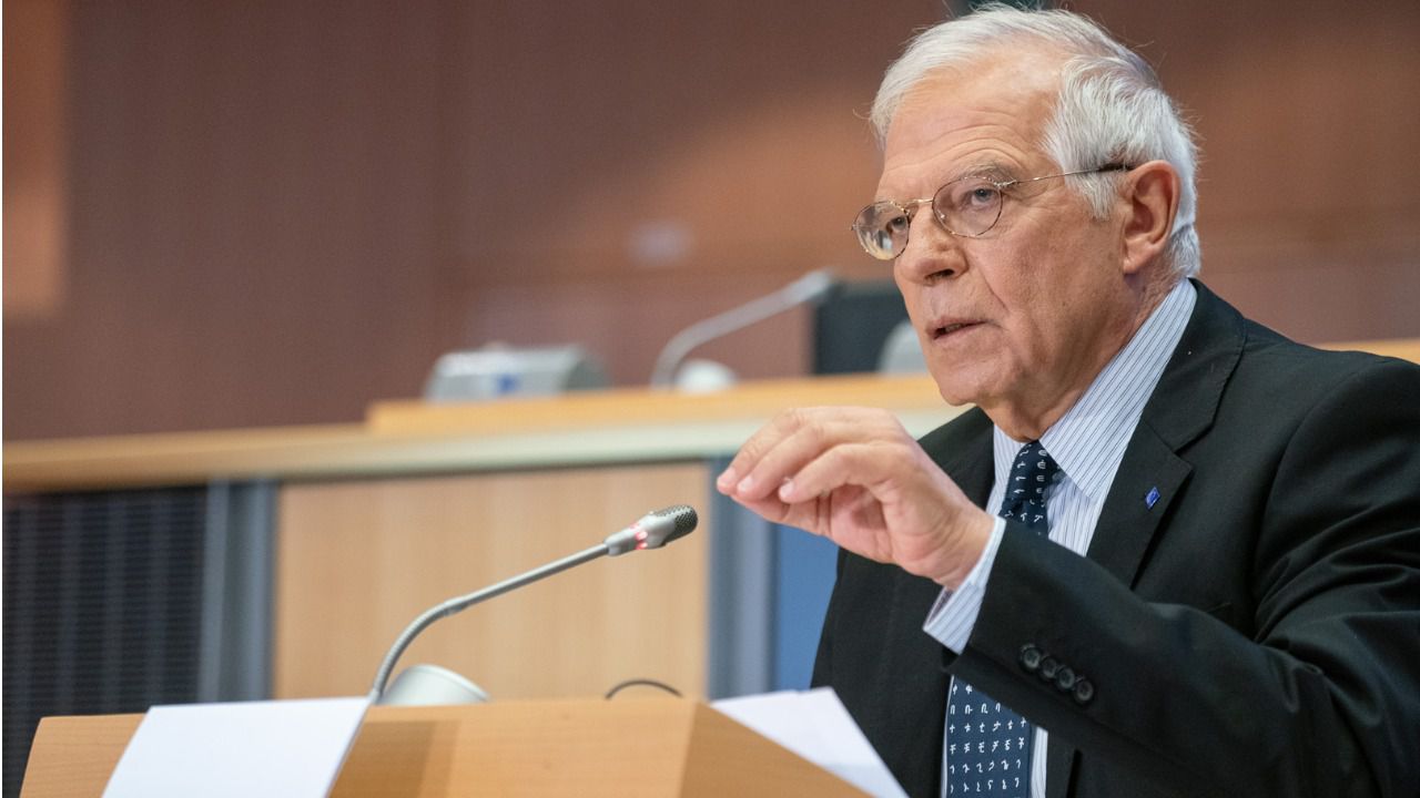 Borrell pasa el examen del Parlamento Europeo prometiendo usar "el idioma del poder"