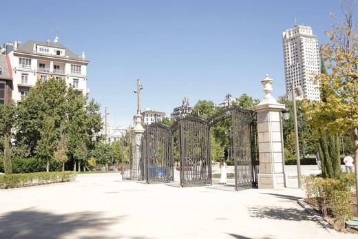 Visita a los jardines de Sabatini tras las obras de rehabilitación (Foto: Mónica González Boto)