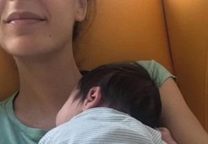 La hija de Rita Maestre es dada de alta tras su estancia en la UCI