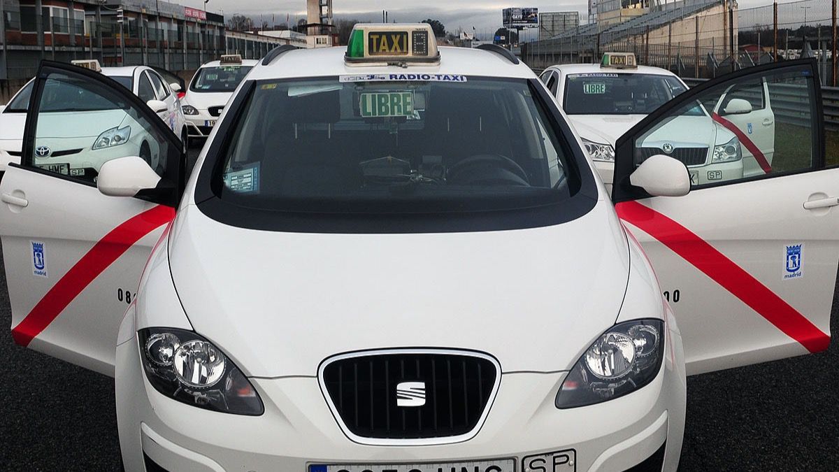 Uber consigue integrar una pequeñísima parte de los taxis de Madrid en su aplicación