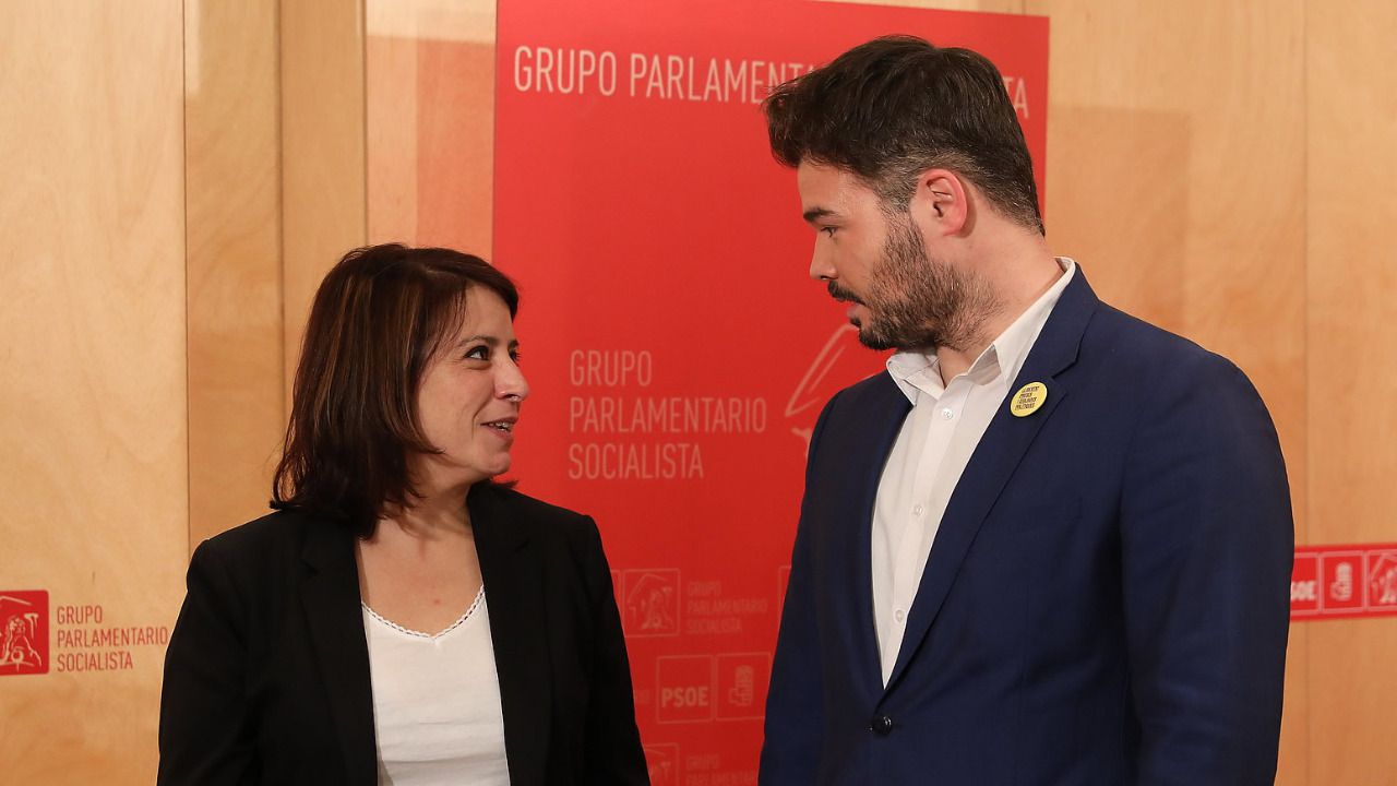 PSOE y ERC negociarán la investidura tras las consultas a sus bases