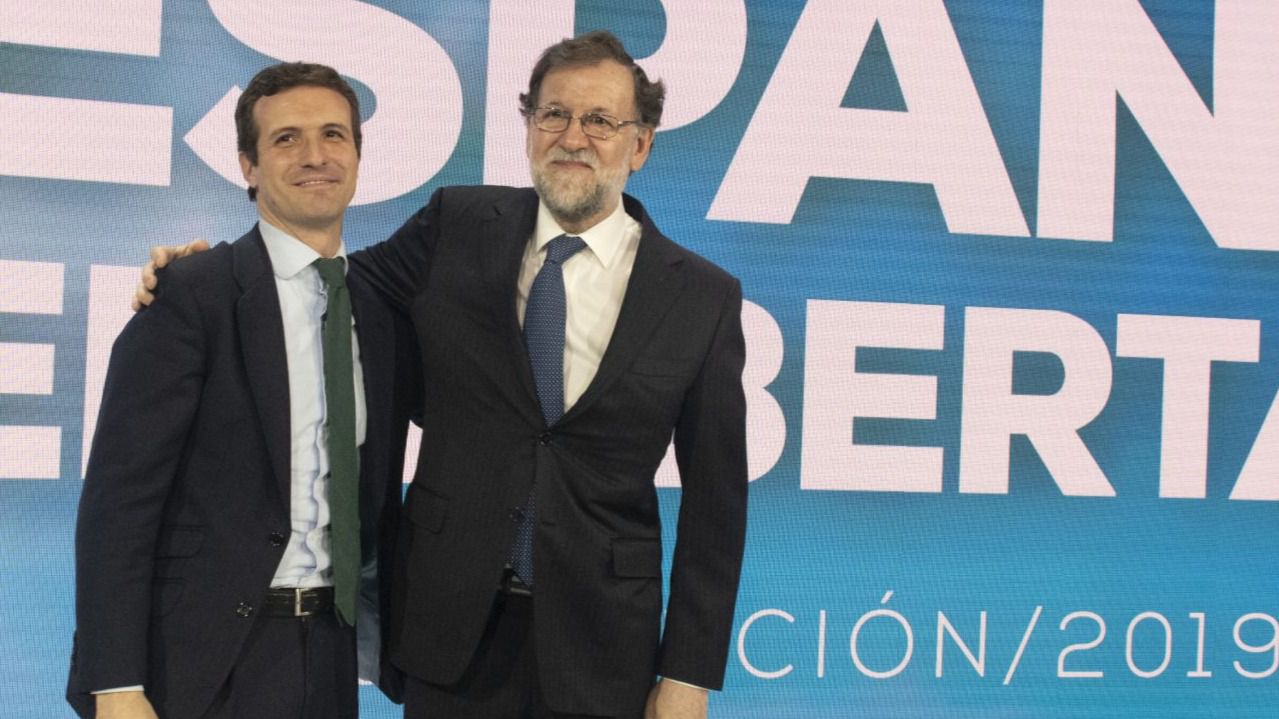Rajoy da por hecho que el PP no se abstendrá a favor de Sánchez y apoya a Casado como líder de la oposición