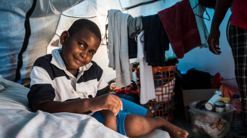 Alil Harris, 5 años, desplazado en Antigua y Barbuda tras el paso del devastador huracán Irma de 2017