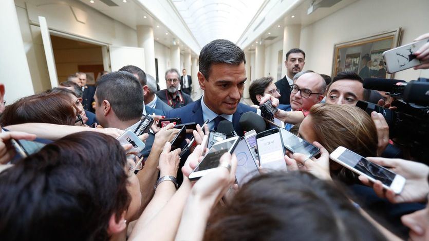 La prensa abronca a Pedro Sánchez