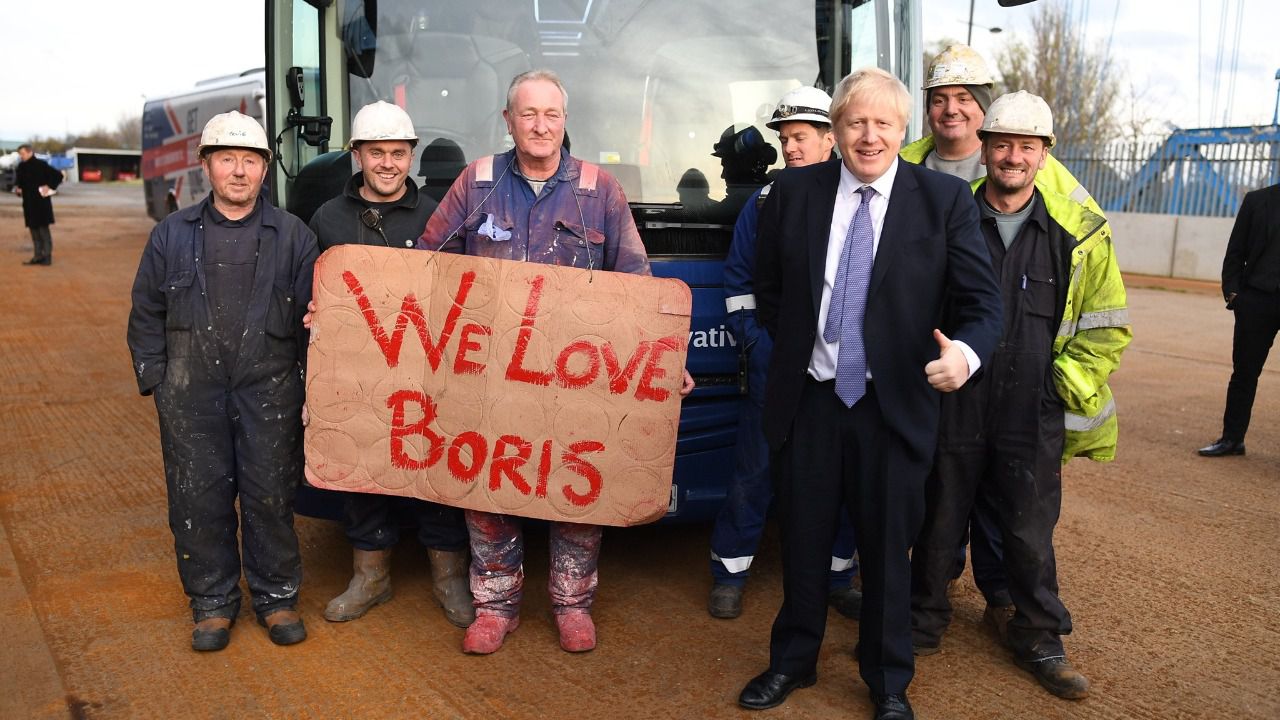 Reino Unido se casa con Boris Johnson y deja de lado a Europa