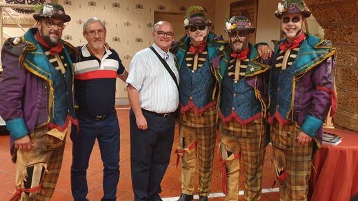Brillante libro del 'gaditano nacido en Madrid' Juan Antonio Moreno Rodríguez sobre los míticos carnavales de Cádiz