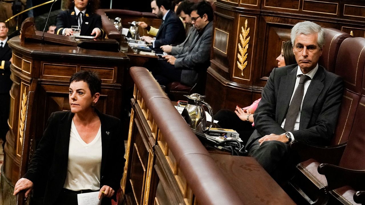 "Golpe de Estado", el debate en redes sociales por la investidura de Sánchez