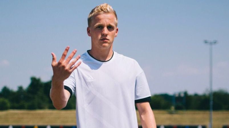 En Holanda aseguran que Van de Beek llegará este verano al Real Madrid