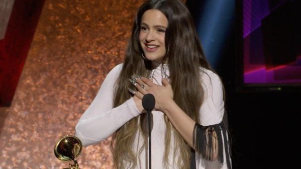 Rosalía termina de coronarse con el primer Grammy (no latino) de su carrera