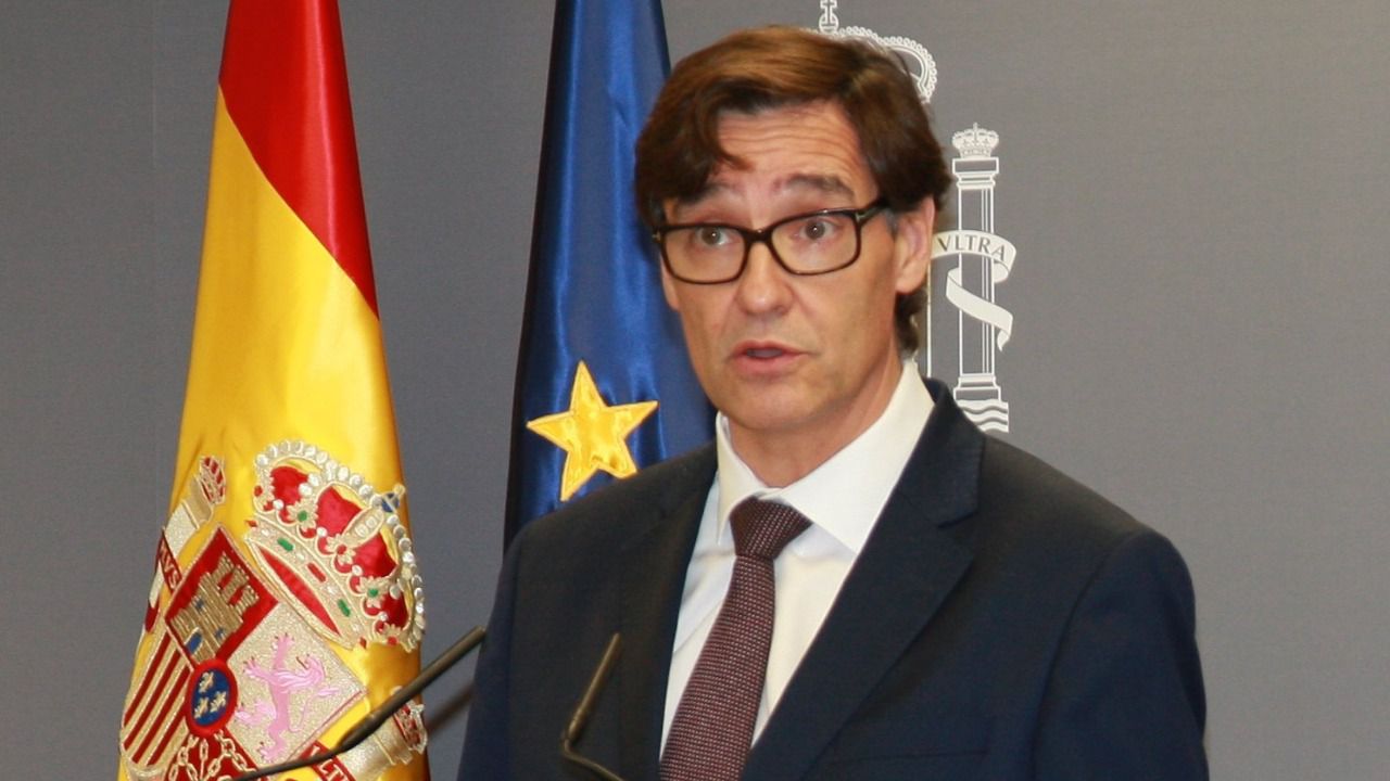 El ministro Illa transmite tranquilidad por el coronavirus y recuerda: "Siempre dijimos que podía haber casos"