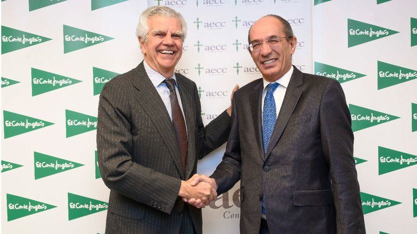 Ignacio Muñoz Pidal, presidente de la Asociación Española Contra el Cáncer, y José Luis González-Besada, Director de Comunicación y RRII de El Corte Inglés