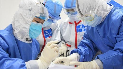 Más de 2.100 muertos ya por el coronavirus en China, pero disminuyen los nuevos contagios