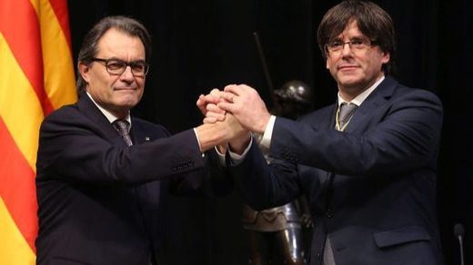 Artur Mas deja de estar inhabilitado en plena carrera de JxCat por escoger candidato electoral