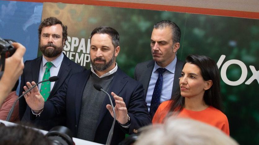 Abascal se queda sin rivales y al ser el único candidato renovará en la presidencia de Vox