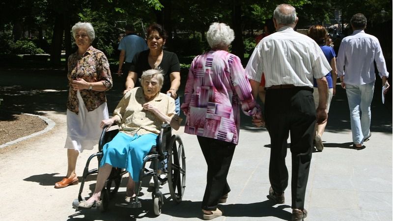 Los pensionistas, por primera vez, son 'mileuristas' de media